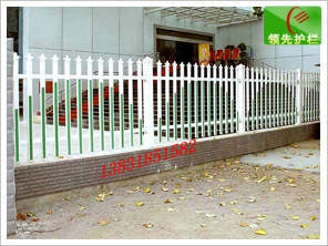 pvc圍墻護(hù)欄